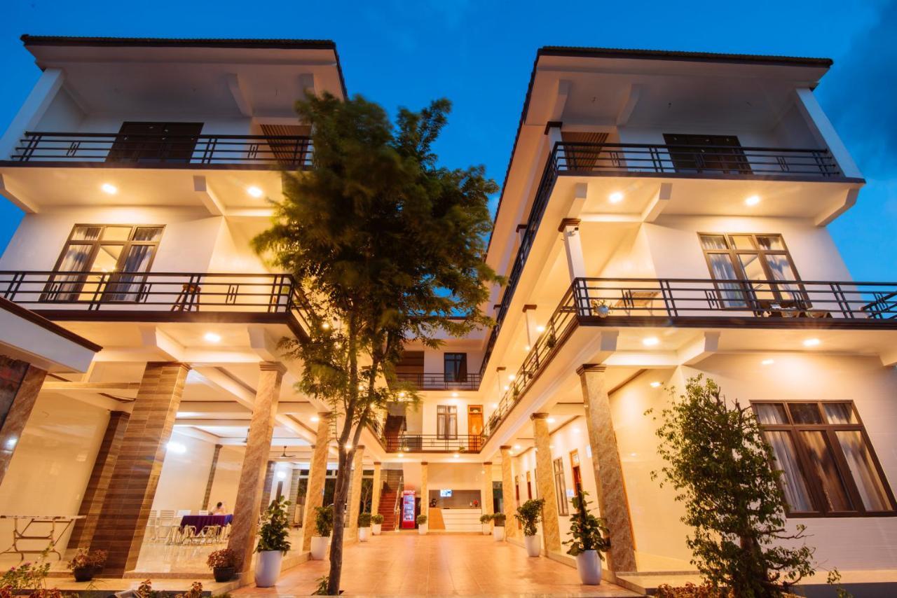 Jade Hotel Phong Nha Eksteriør billede