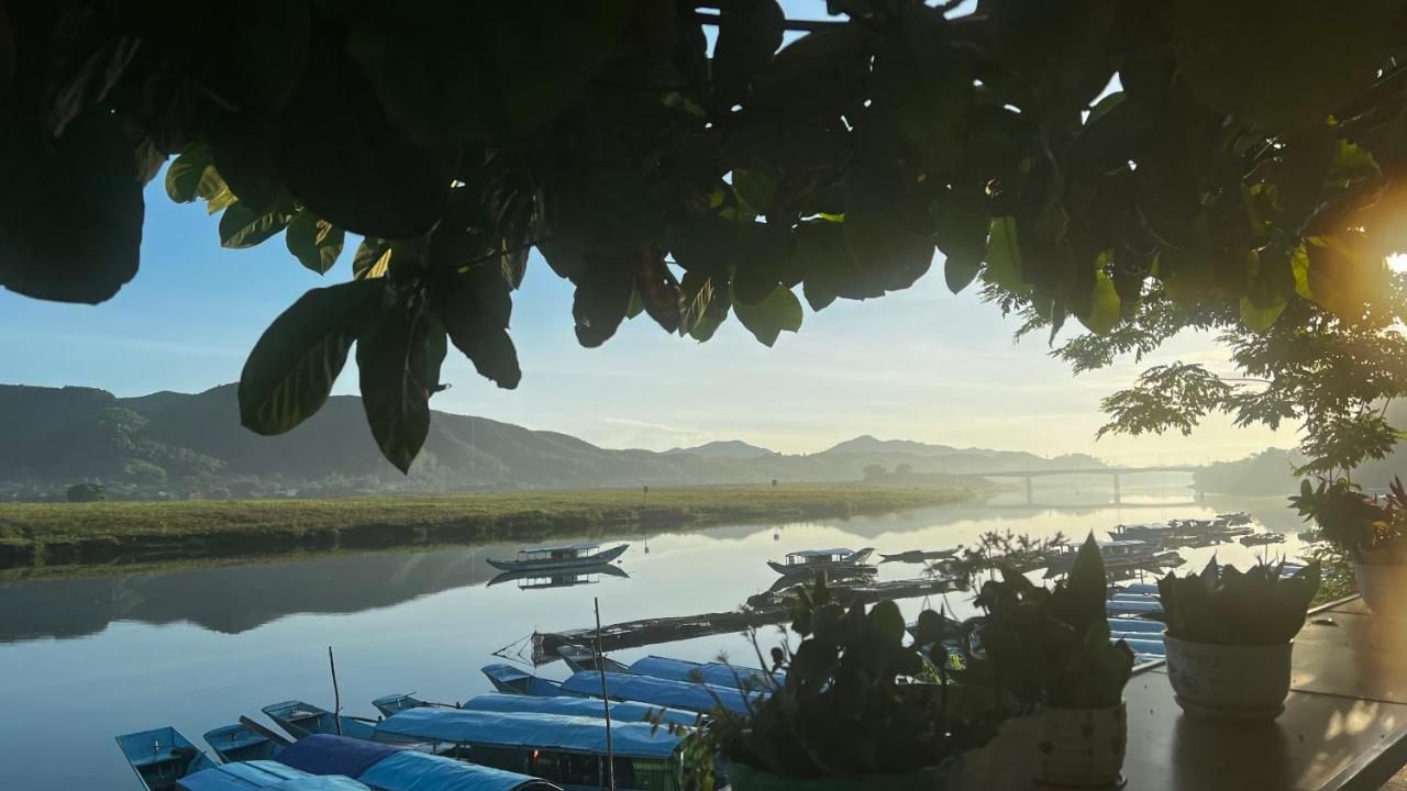 Jade Hotel Phong Nha Eksteriør billede